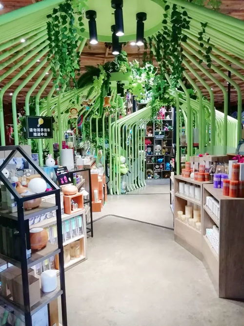 寶騏與中百再訪香江百貨，探秘“最美商超”的日用百貨經營之道